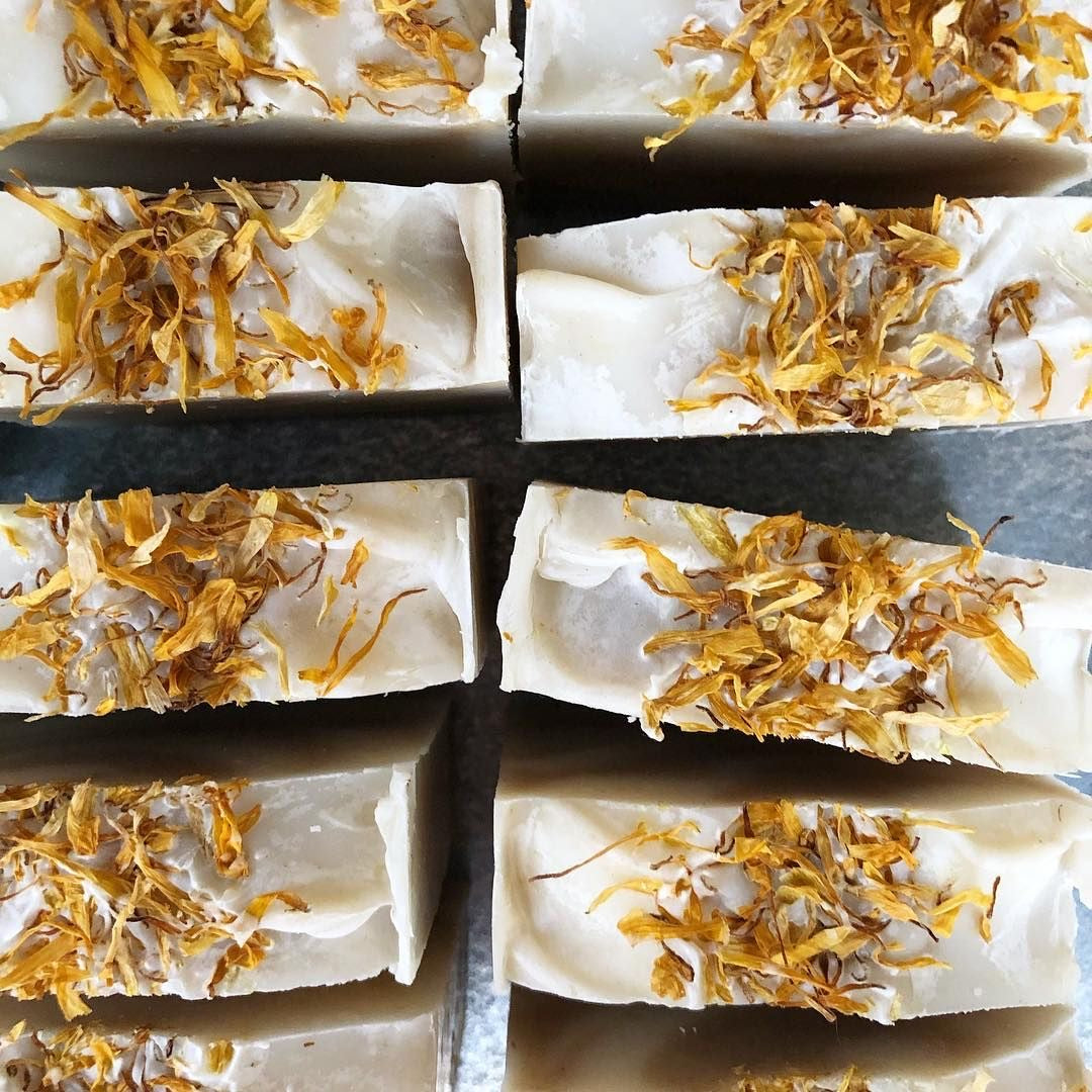 🌼 Marigold Soap Bar (Cold Process)