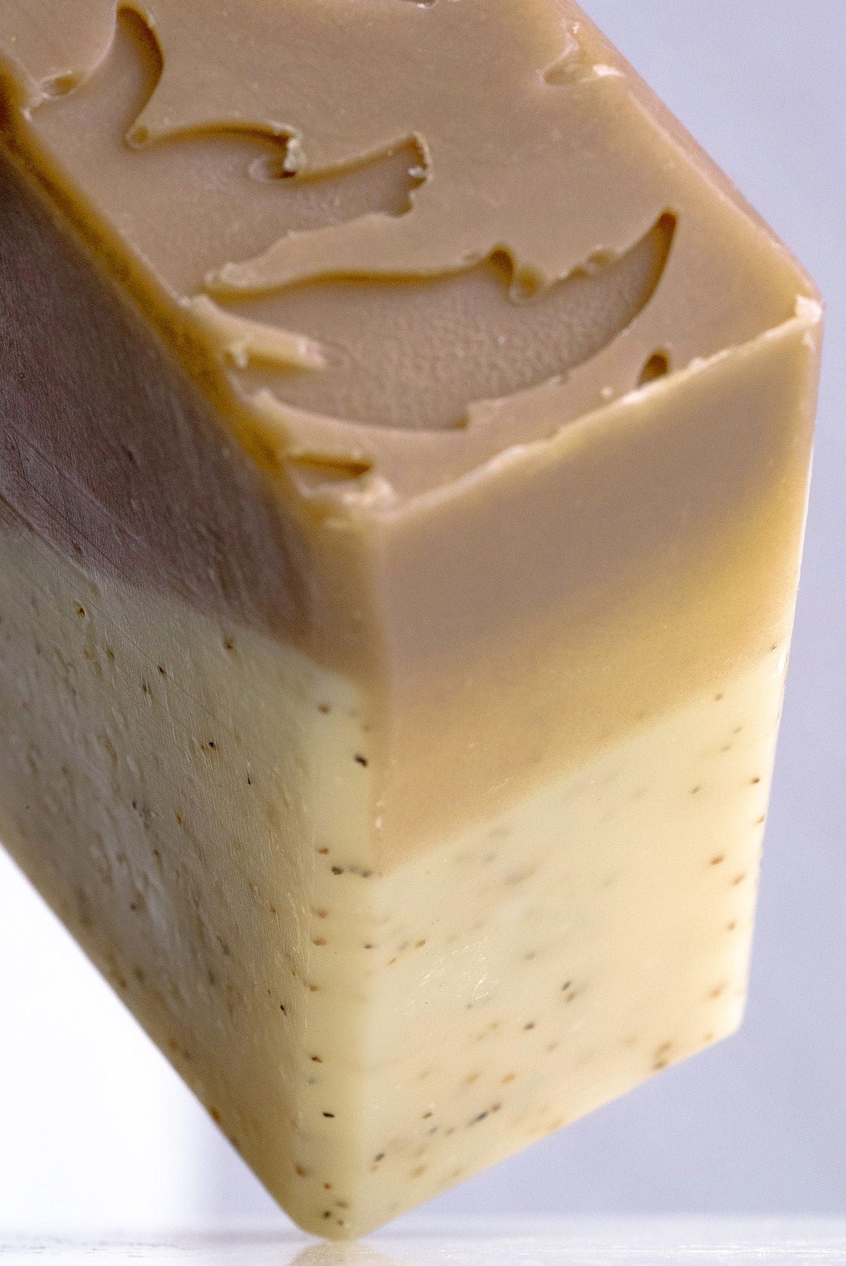 🪵 Sandalwood Aromatherapy Soap Bar – Calm in Every Lather
