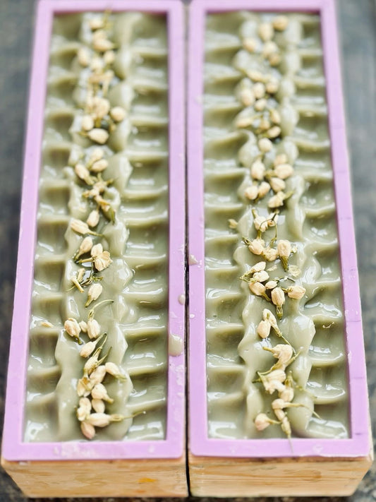 ๐ธ Jasmine Soap Bar
(Cold Process)