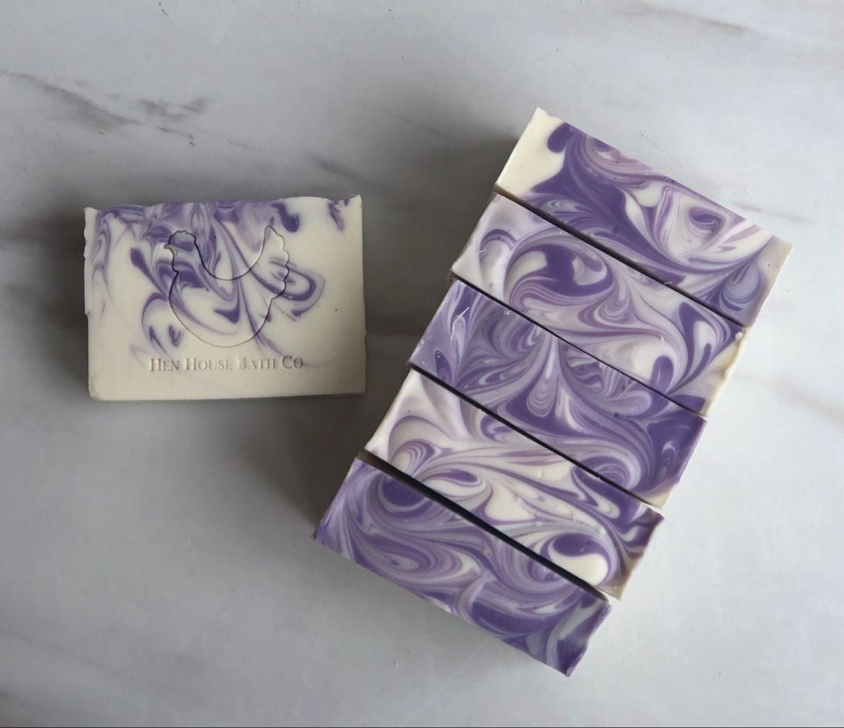 Lavender Bliss – Calm Skin, Calm Mind
(Cold Process)