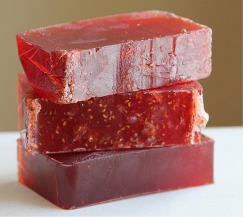 🍷 Beetroot Whitening Natural Tint Soap Bar – Glow with Nature