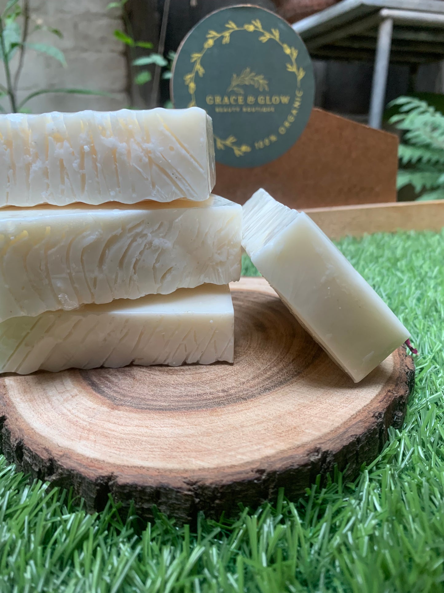 Pack of 4 - Rice Natural Soap – Whitening & Lightening Bars